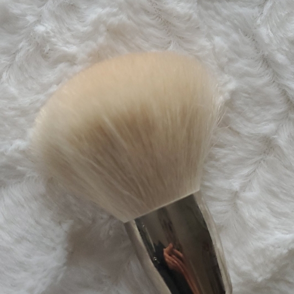 𝅺sephora #41 Round Powder Brush - Picture 2 of 3